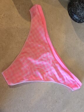 NWOT - PINK Checkered Thong Panty